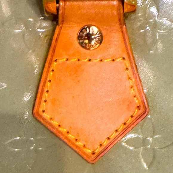 Louis Vuitton Houston Handbag in NEOT condition Aythentic - Picture 7 of 14